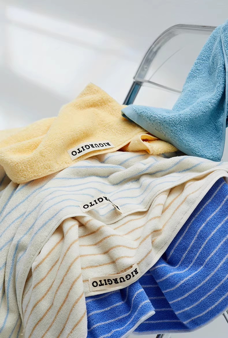 מגבות RIGURGITO